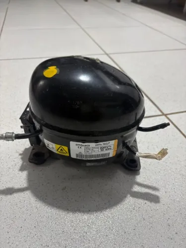 Motor de geladeira duplex embraco
