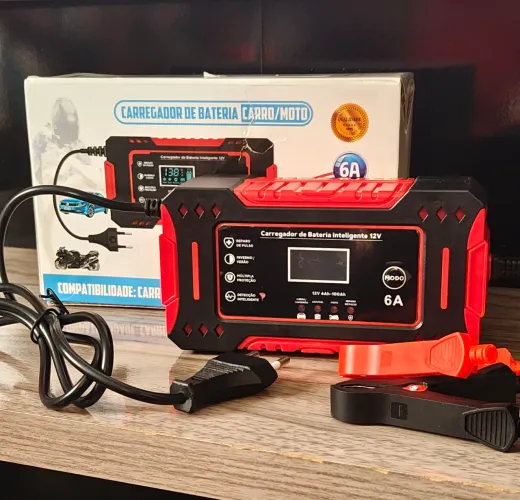 Carregador de Bateria Automotivo 12V Bivolt