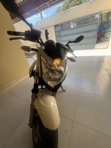 XJ6N 2010