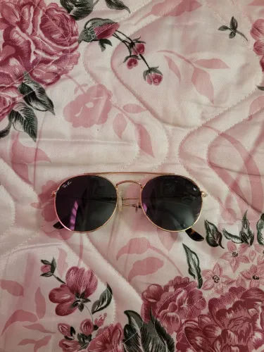 óculos de sol Rayban Ray Round Double Bridge usado<br><br>