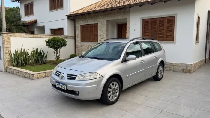 Renault Megane Grand Tour Dynam. Hi-flex 1.6 16V 2013