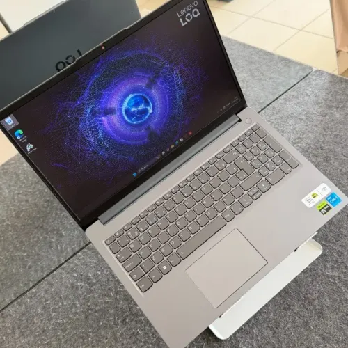 Notebook Gamer Lenovo LOQ, i5 de 12ª, 16gb de RAM, 512gb de SSD, NVIDIA GeForce RTX 3050