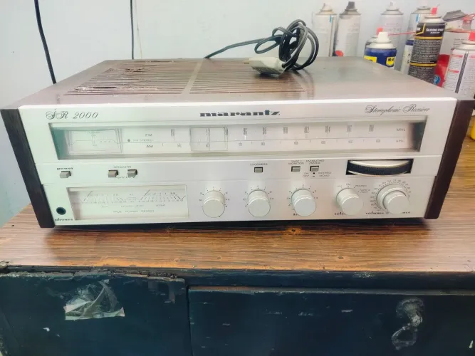 Receiver marantz SR2000