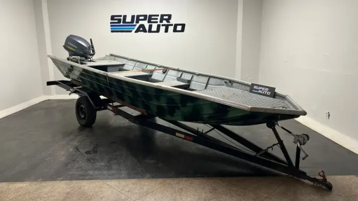 Barco de pesca com motor yamaha 40