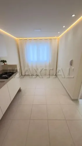 Apartamento à venda, 2 dormitórios, Vila Ema 800 metros da estação Oratório