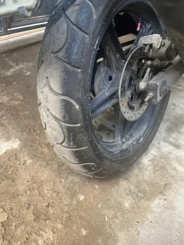 Vendo moto Yamaha fazer 250 roxa