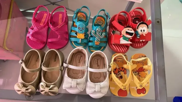 Sapatos e sandalias de bebe menina de 17ao 19
