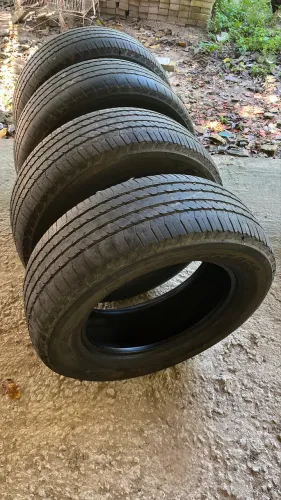 Pneus Bridgestone Dueller aro 18 265/60 R18
