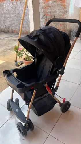 Vendo Carrinho de Bebê