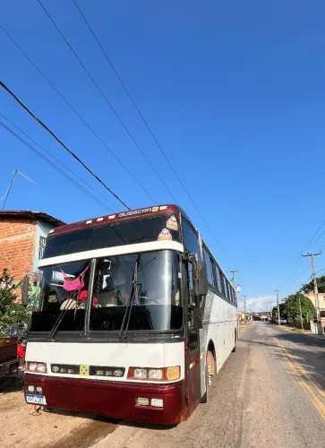 ÔNIBUS 