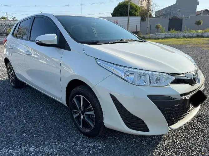 Toyota Yaris Live 1.3 Flex 16V 5P AUT 2020