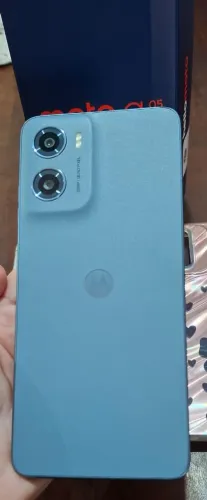 Celular Moto G05