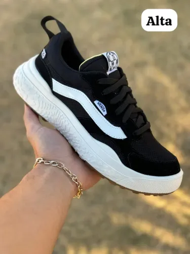 Tênis vans ultragem 
