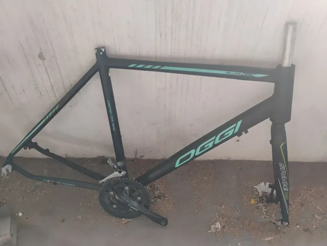 Quadro bicicleta Oggi speed L