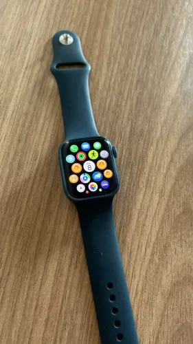 Apple Watch Series 7 GPS 41mm - bateria 79%