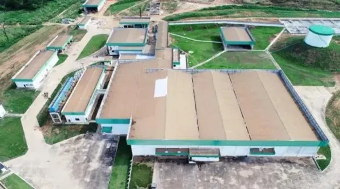 Frigorífico Bovino 17.200m² com SIF e Hangar Próprio - Mato Grosso 