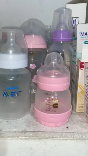 Mamadeiras abertas para teste mas não foram usadas