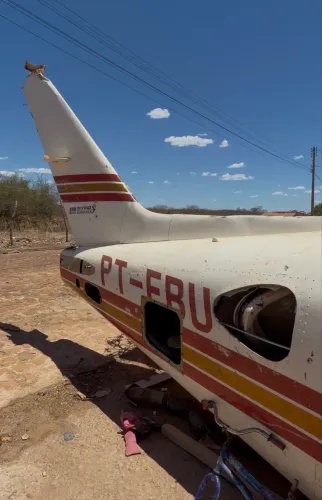 Sucata de avião