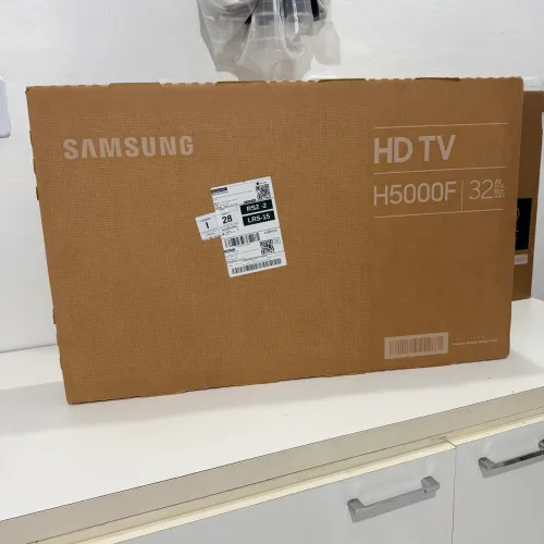 TV Samsung 32 HD H5000F Nova Lacrada