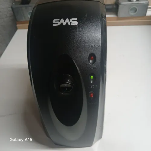 Vendo esse estabilizador da SMS 1000W funcionando não abaixo o preço