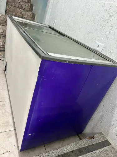 Freezer 500L 220v