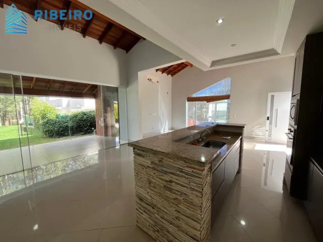 Casa Ninho Verde 1 com 03 Dorm , sendo 01 suíte - terreno 900mts - Aceita Financiamento Ba