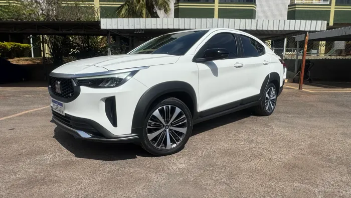 Fiat Fastback Audace 200 TB AUT (hibrído) 2025