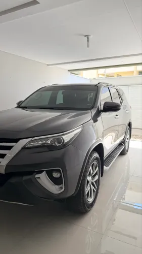 Toyota Hilux SW4 SRX 4X4 2.8 TDI 16V Dies. Aut. 2019