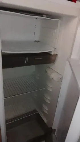 Refrigerador Esmaltec