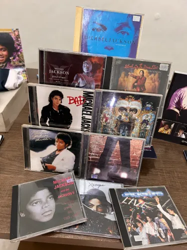 Michael Jackson CDs e DVDs