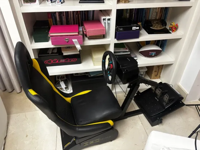 Cockpit Completo + G29 + Pedaleiras