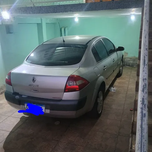 Renault Megane Sedan Dynamique Hi-flex 1.6 16V 2009