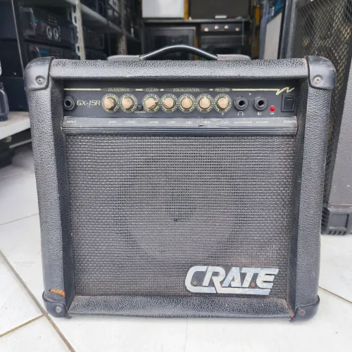 Amplificador de guitarra Crate com reverb e Distorção