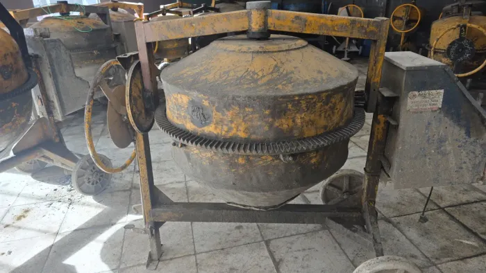 Betoneira 400l profissional menegotti