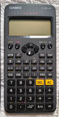 Calculadora Científica Casio FX-82LA X Classwiz