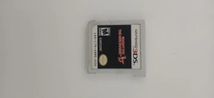 Resident Evil: The mercenaries 3d 3DS + brindes