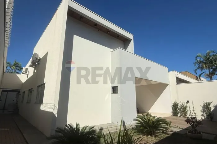Casa à Venda | 3 Quartos | Suíte com Closet | Piscina | Área Gourmet | Jardim Paulista | A