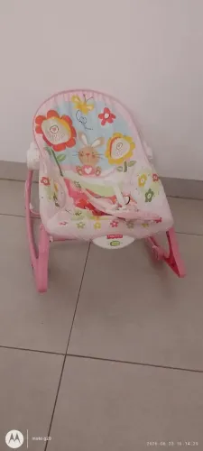 Cadeira de balanço de bebê 