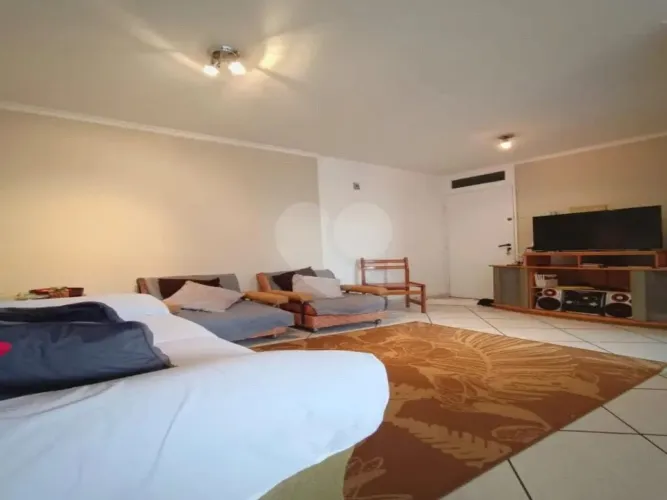 Apartamento à venda com 2 quartos no condomínio George v, São Paulo - SP
