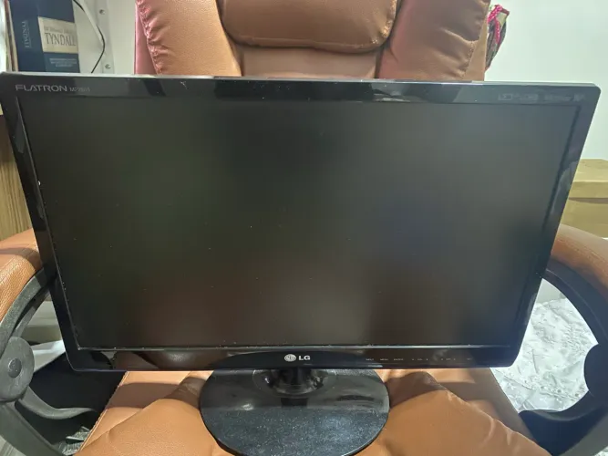 Monitor LG - M2280A PM