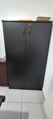 Armário de escritório grande
