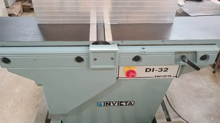 Desempeno Invicta DI 32
