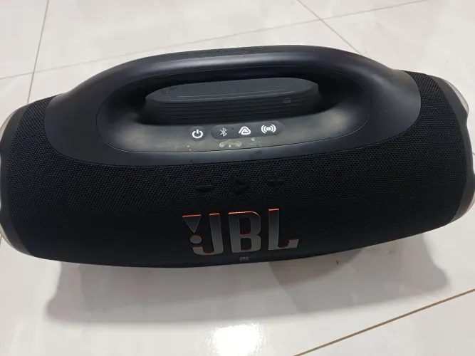 Vendo caixa jbl bombom 4 