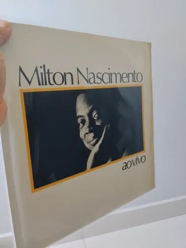 Disco Milton Nascimento ao vivo