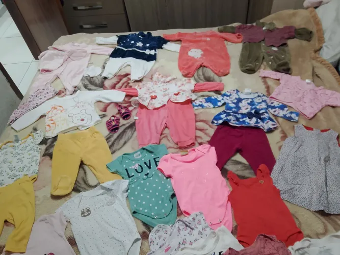 Lote roupa de bebê menina 