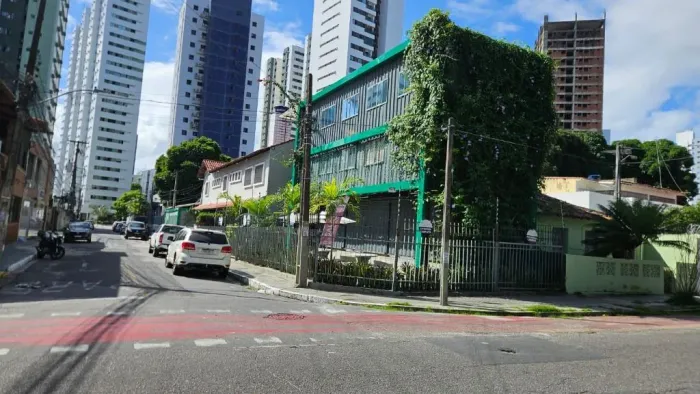 Sala Comercial de 9m² para alugar, localizada na Torre, Recife - Pernambuco