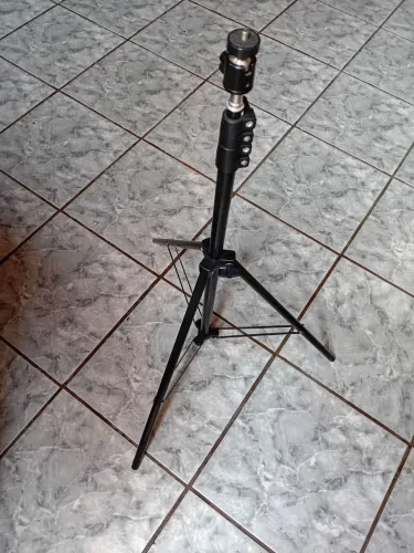 Tripé 2.10m durawell usado