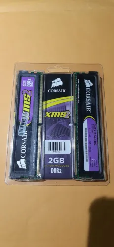 Memória Corsair XMS2 DDR2 2 X 1GB 800MHz