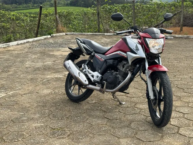 Honda titan 160 2024.