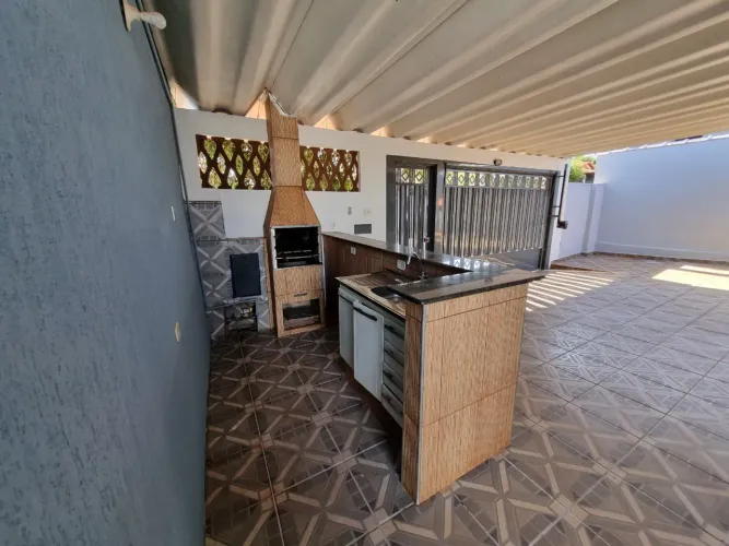 Casa para venda em Solar Boa Vista com 3 quartos, sendo 1 suíte, 155m²
